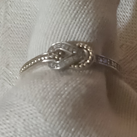 Lagos Newport Petite Two Tone Knot Diamond Ring, SS & 18k - Picture 2 of 11